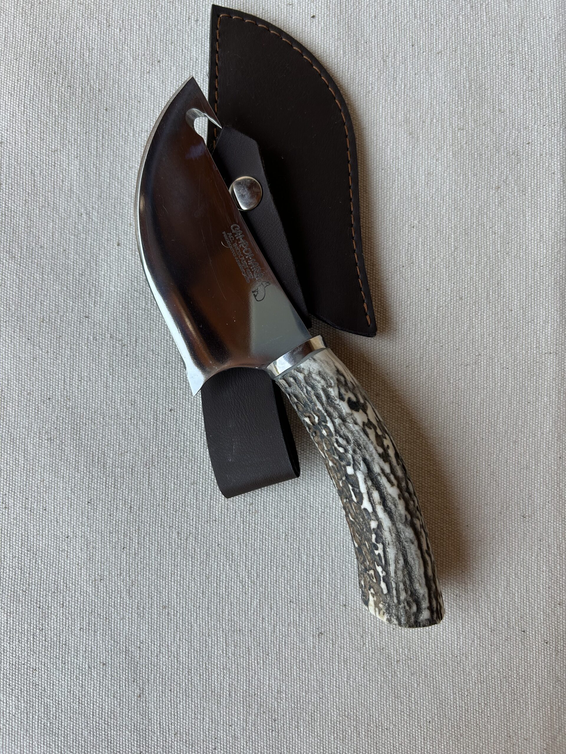 Cuchillo verijero Asta Embutido acero inoxidable,art805