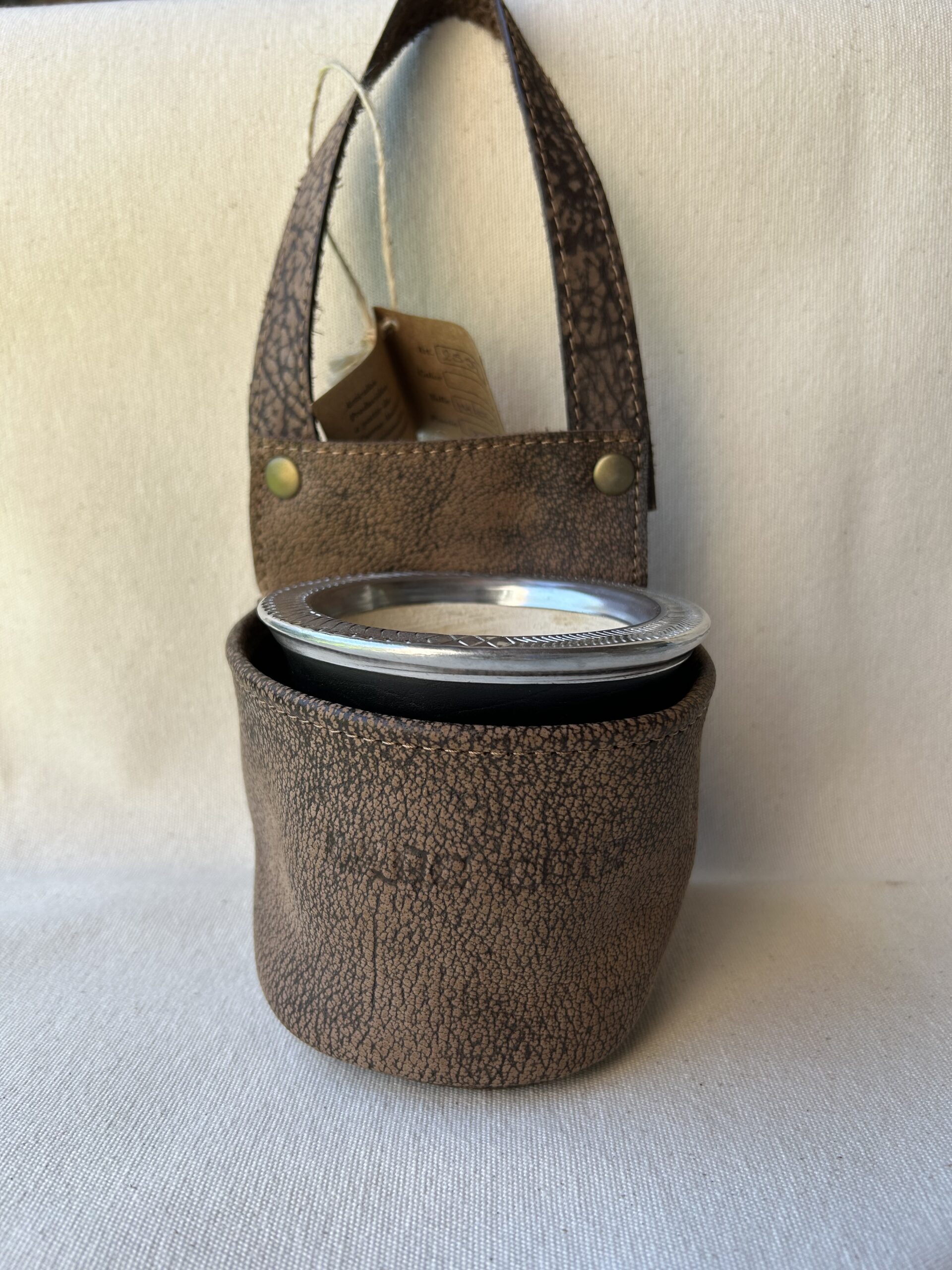 Porta mate para auto cuero soft graneado art 2559