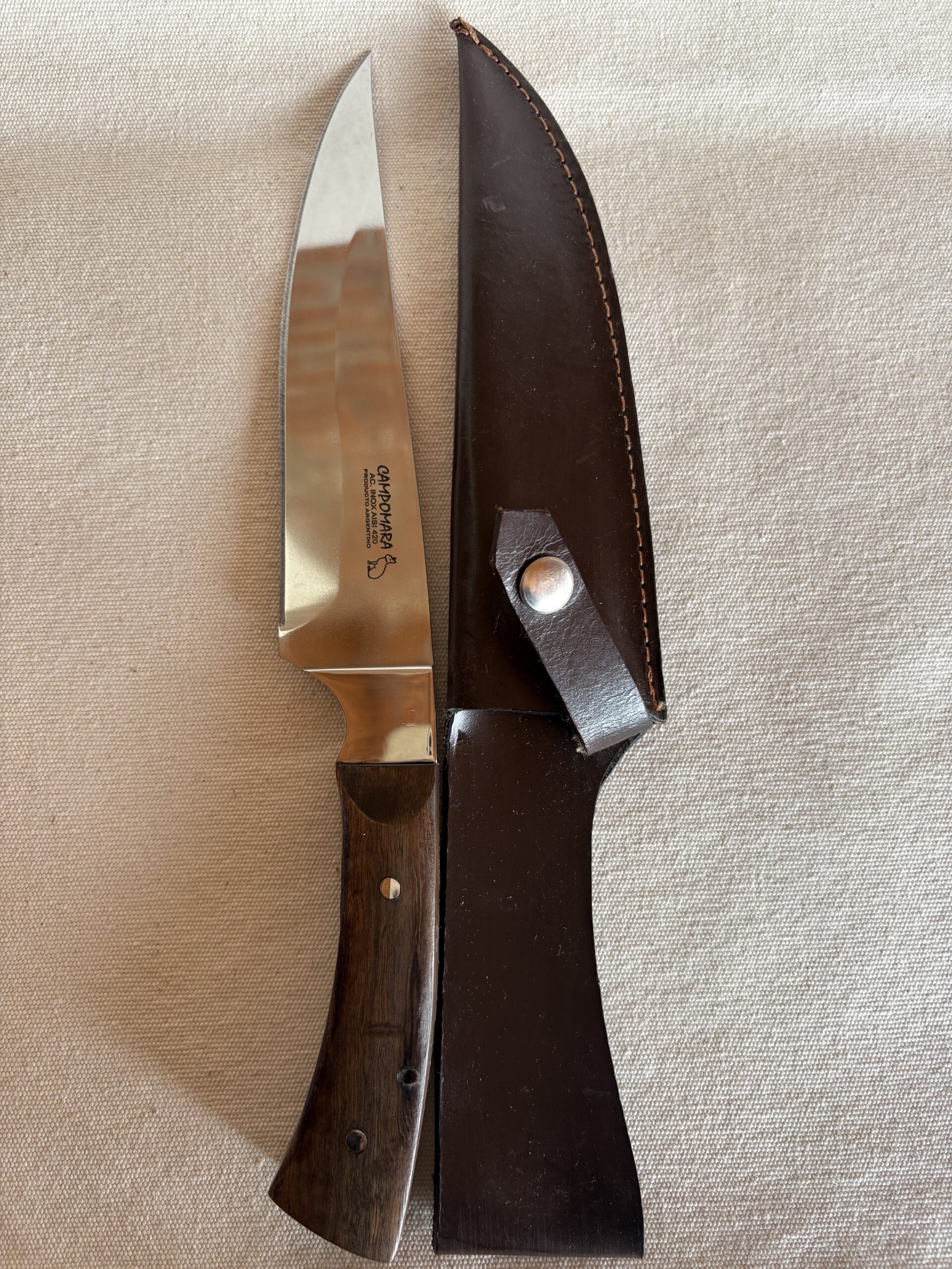 Cuchillo Facundo mango en madera hoja de acero inoxidable ,art Ac 93 (18 cm )