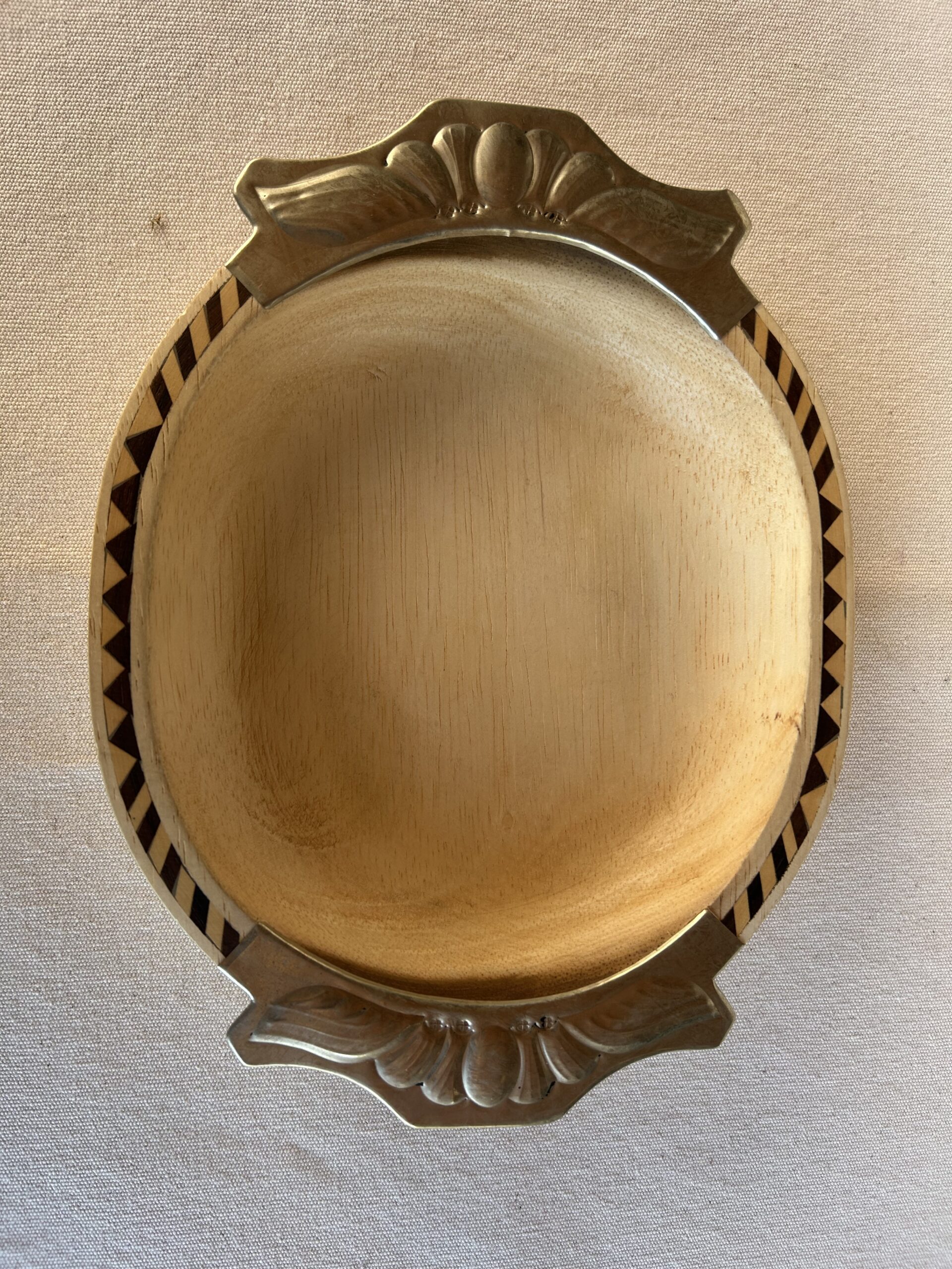 BATEA EN MADERA PACARÁ  (25 CM)