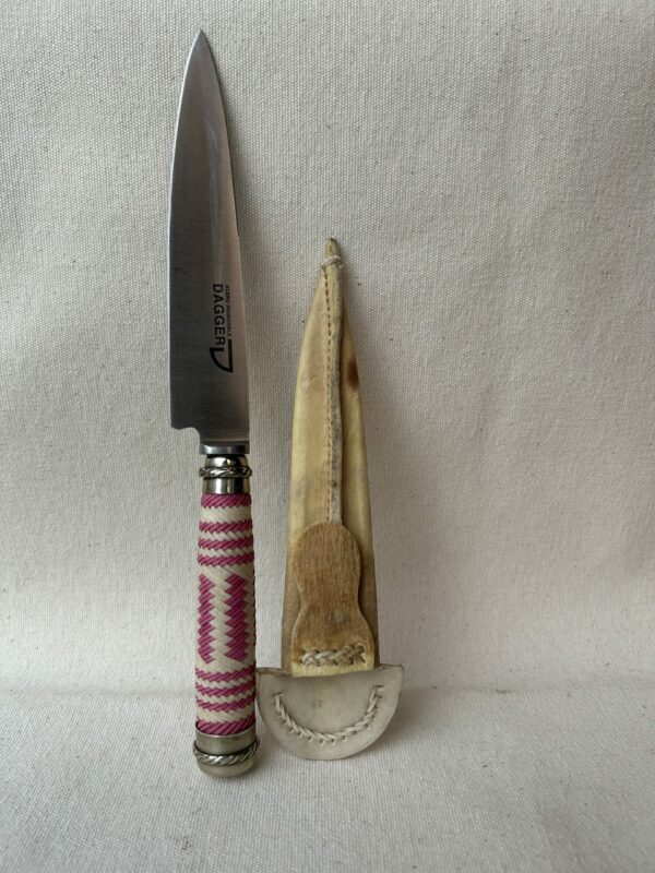 Cuchillo trenzado fino con Alpaca hoja de acero inoxidable 14 cm viene con vaina en cuero  crudo