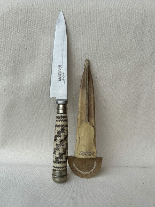 Cuchillo trenzado con Alpaca y hoja en acero inoxidable de 14 cm viene con vaina de cuero crudo