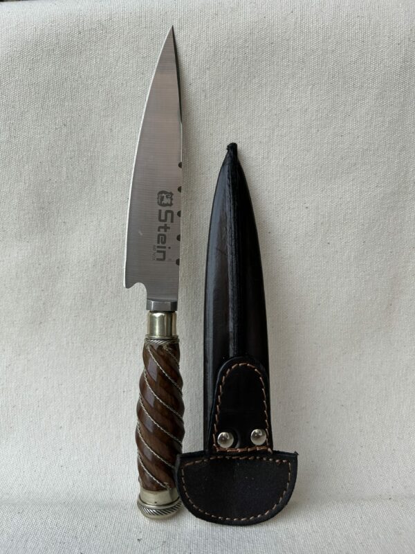 Cuchillo cabo de madera torneada combinado con hilos retorcidos de alpaca hoja Stein 440 /El Ombu acero inoxidable.