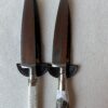 Cuchillo 3 claveles hoja importada vienen dos modelos diferentes- Indicar bien a la hora de hacer el pedido que modelo esta disponible. ASTA CANILLA LABRADA