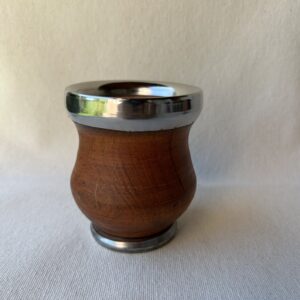 Mate de madera de Algarrobo con virola y pie en acero inoxidable modelo copita art(102)