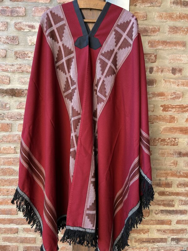 Poncho liviano Riojano art 5013