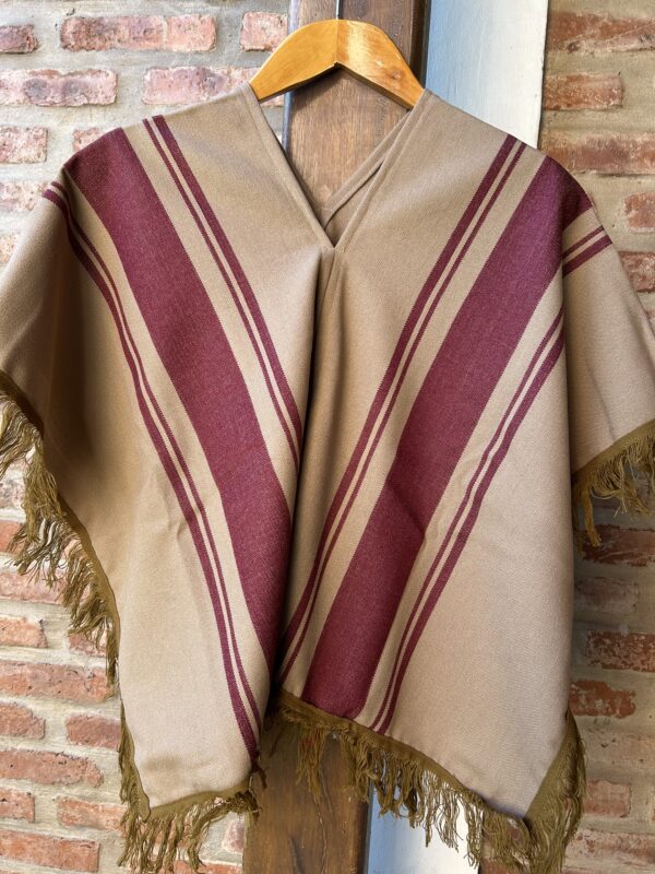 Poncho liviano de niño t 8