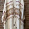 Ruana reversible con lineas y guardas