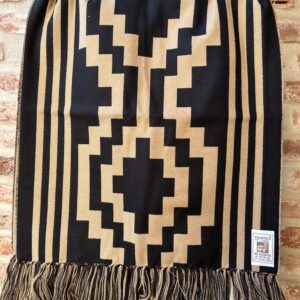 Chalina doble faz guarda pampa negro-beige beige -negro Medidas aproximadas largo 1.70 cm ancho 0.40 cm