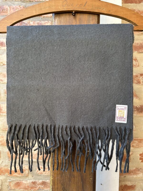 Color gris verdoso