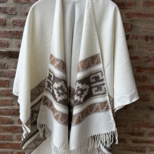 Ruana  natural con guarda art 310