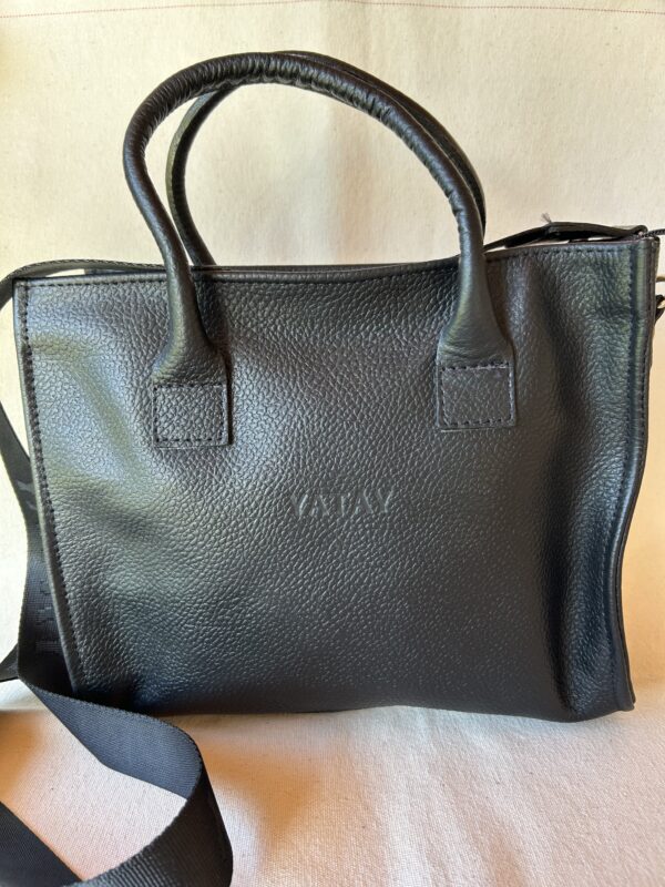 CARTERA MINI HERMÉS DE CUERO NEGRO VIENE CON CIERRE Y CORREA DESMONTABLE