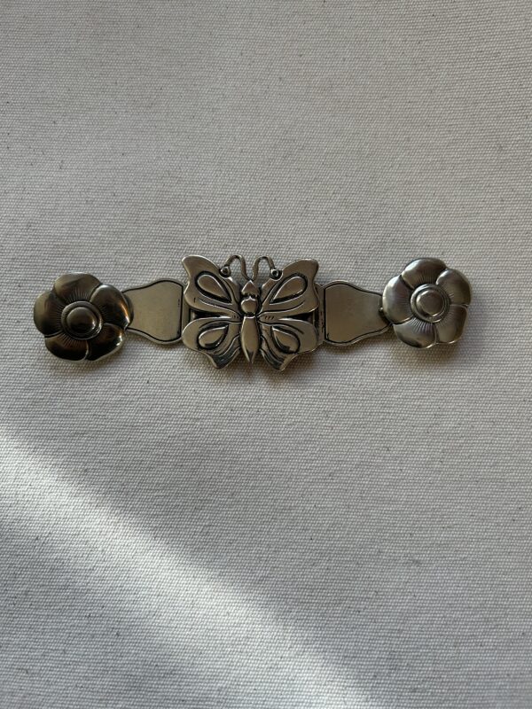 RASTRIN ESPECIAL CON DISEÑO DE MARIPOSA EN ALPACA