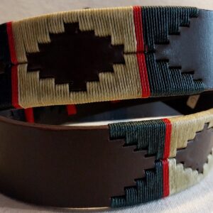 CINTURÓN DE SUELA OSCURA BORDADO PARCIAL ART(5203)